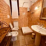Con Piscina Sul סן פליצ'יאנו