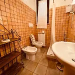 Con Piscina Sul סן פליצ'יאנו