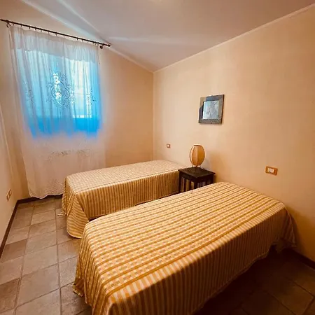 Con Piscina Sul فيلة سان فيليسيانو