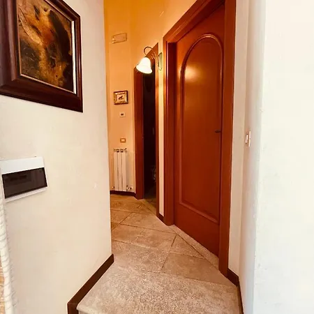 Con Piscina Sul فيلة سان فيليسيانو